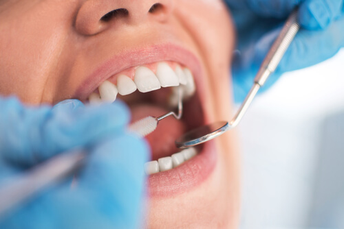If I need dental implants, where in Temecula, CA can I find a reliable specialist