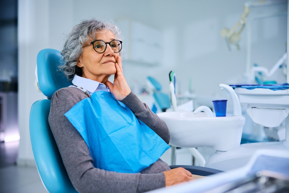 How does recovery look after a subperiosteal dental implant